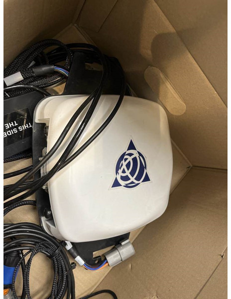 Trimble GFX 1060 GPS SET ACTIEPRIJS - نظام ملاحة - الآلات الزراعية: صورة 2 Trimble GFX 1060 GPS SET ACTIEPRIJS - نظام ملاحة - الآلات الزراعية: صورة 2