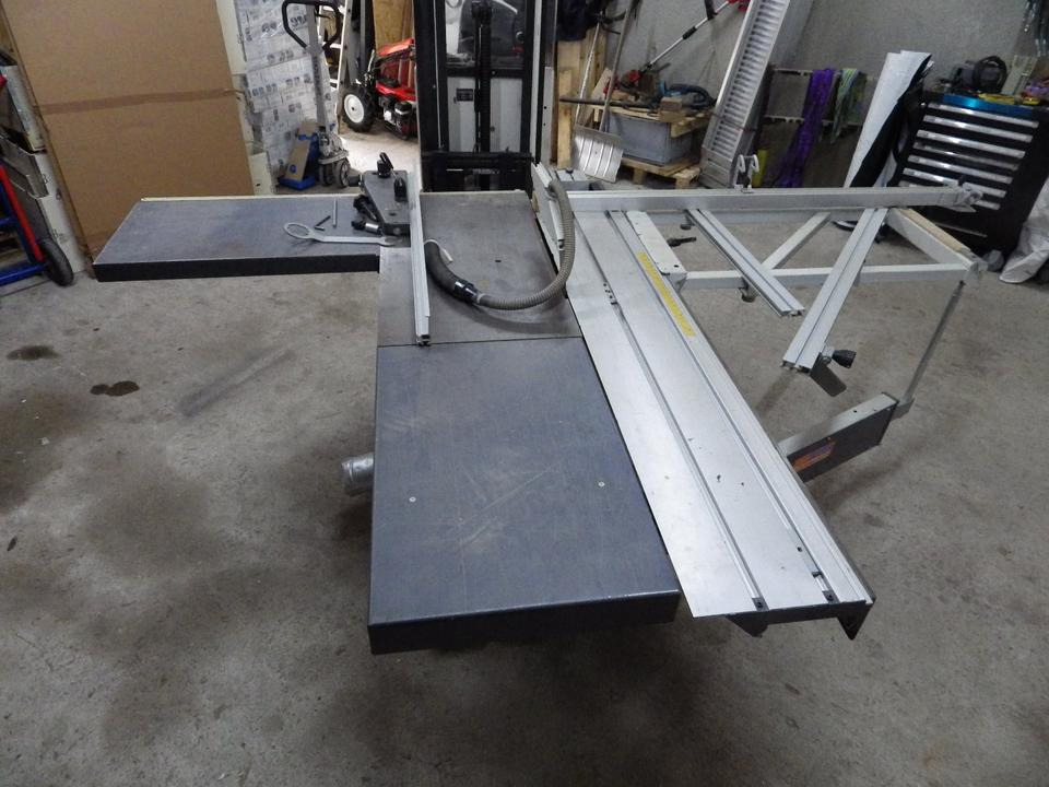 2 x Formatkreissäge mit Vorritzer Altendorf F90 und ROBLAND E300 - آلة النجارة: صورة 4 2 x Formatkreissäge mit Vorritzer Altendorf F90 und ROBLAND E300 - آلة النجارة: صورة 4