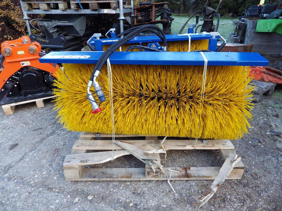 Front Kehrmaschine vollhydraulisch 1200NESBO ISEKI (2200 netto) - مكنسة: صورة 2 Front Kehrmaschine vollhydraulisch 1200NESBO ISEKI (2200 netto) - مكنسة: صورة 2