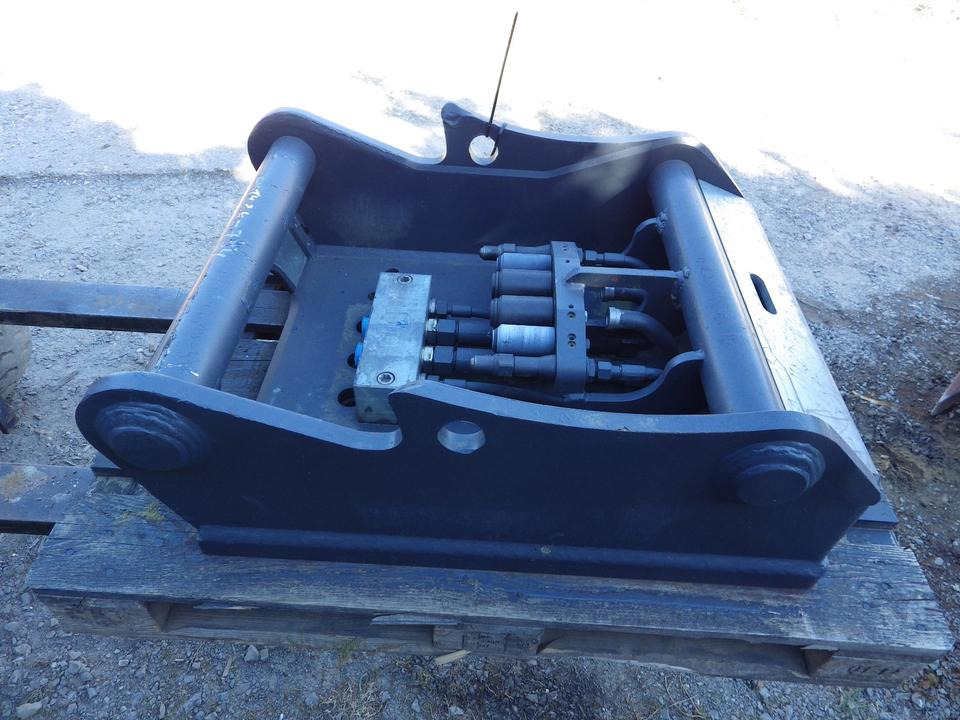 SchraubAdapterPlatte OQ80 OilQuick 80 ( MWST ausweisbar ) - قارنة توصيل هيدروليكي: صورة 5 SchraubAdapterPlatte OQ80 OilQuick 80 ( MWST ausweisbar ) - قارنة توصيل هيدروليكي: صورة 5