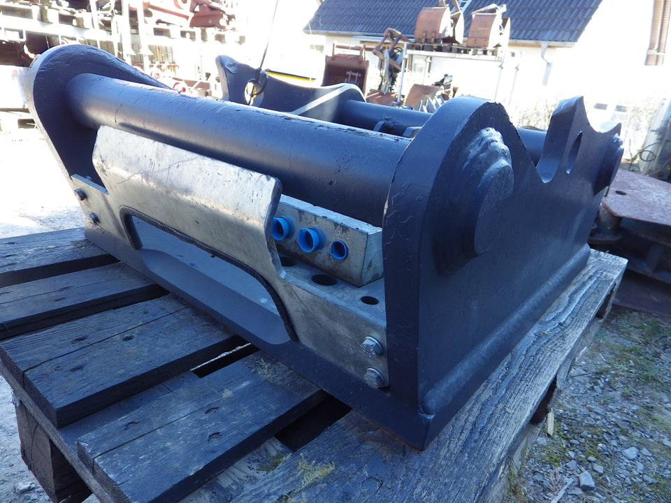 SchraubAdapterPlatte OQ80 OilQuick 80 ( MWST ausweisbar ) - قارنة توصيل هيدروليكي: صورة 4 SchraubAdapterPlatte OQ80 OilQuick 80 ( MWST ausweisbar ) - قارنة توصيل هيدروليكي: صورة 4
