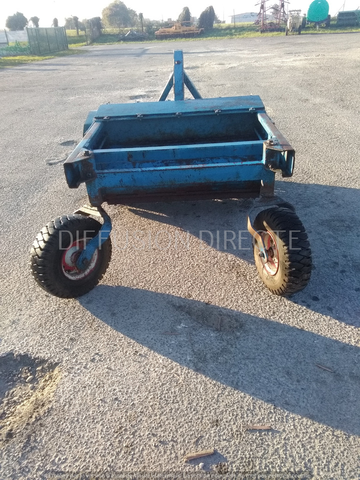 BRUNET BROYEUR A SARMENTS BRM 125 - التقطيع جزازة/ ماكينات قطع الحشائش: صورة 2 BRUNET BROYEUR A SARMENTS BRM 125 - التقطيع جزازة/ ماكينات قطع الحشائش: صورة 2