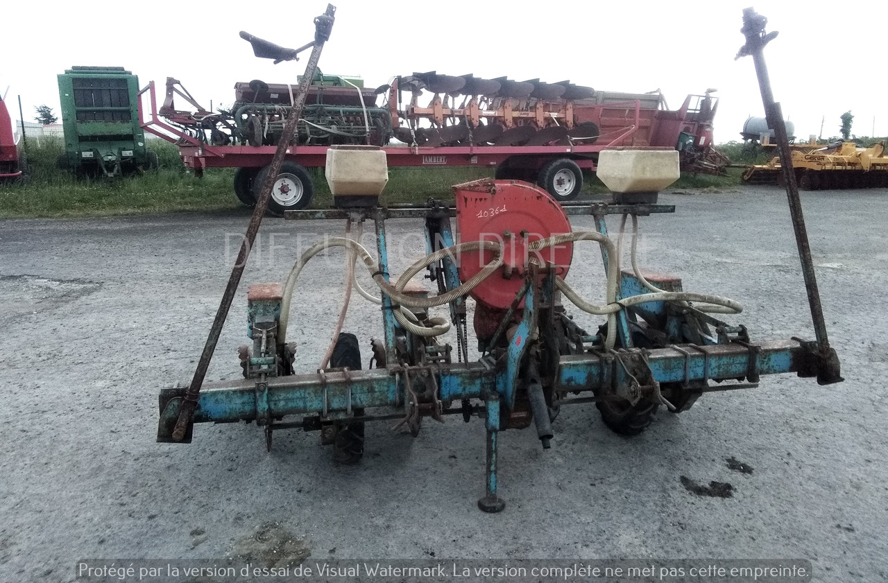 MONOSEM SEMOIR MONOGRAINE PNU - آلة نثر البذور الدقيقة: صورة 2 MONOSEM SEMOIR MONOGRAINE PNU - آلة نثر البذور الدقيقة: صورة 2