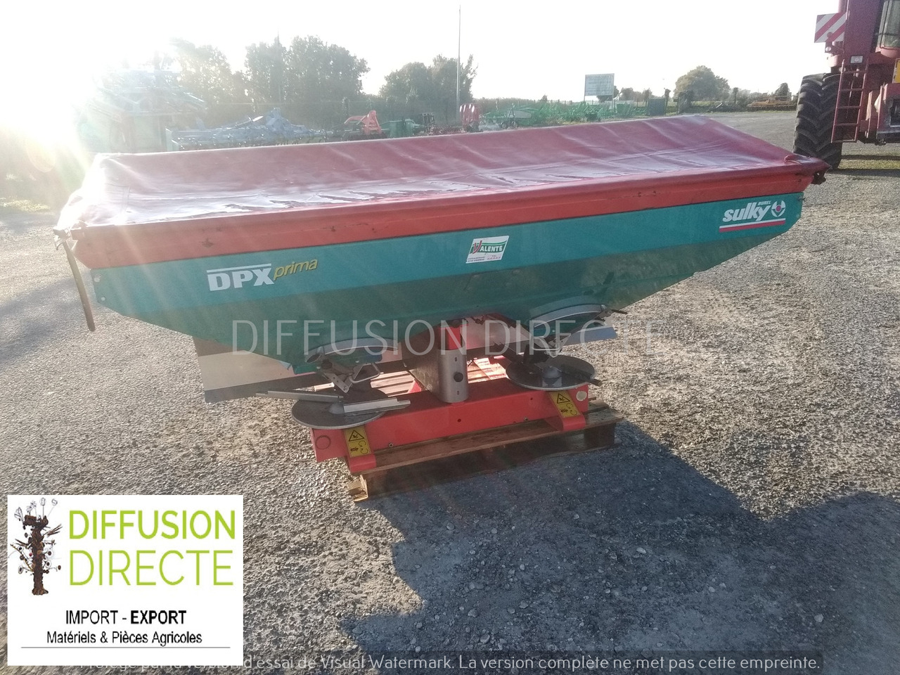 SULKY DISTRIBUTEUR D'ENGRAIS DPX PRIMA - آلة رش السماد: صورة 1 SULKY DISTRIBUTEUR D'ENGRAIS DPX PRIMA - آلة رش السماد: صورة 1