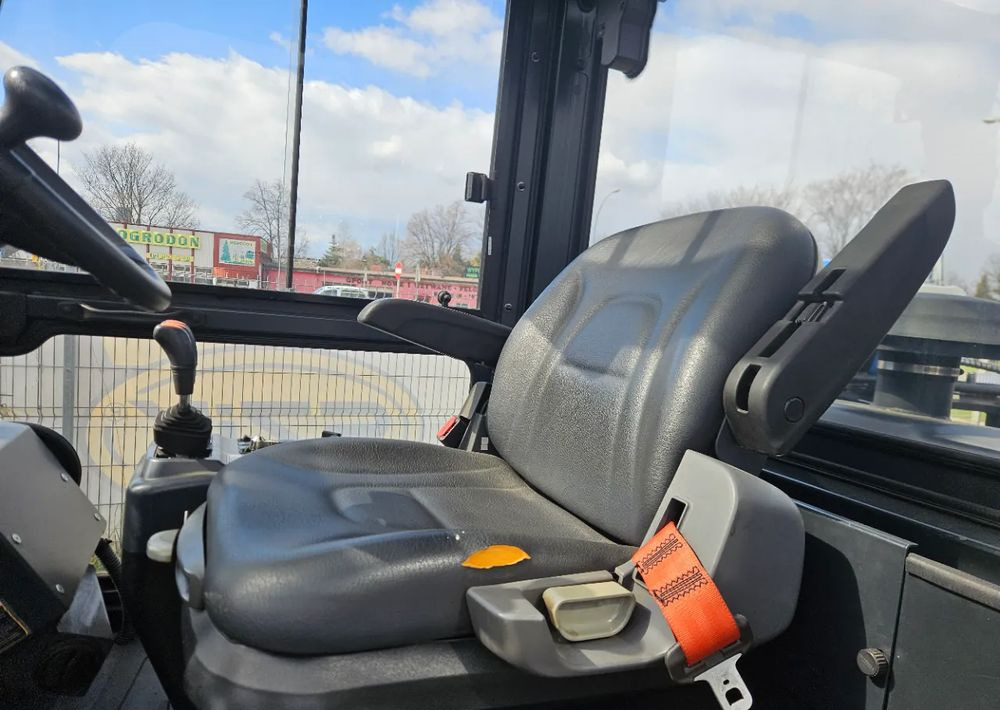 Doosan G60S-7 - رافعة شوكية تعمل بالغاز: صورة 5 Doosan G60S-7 - رافعة شوكية تعمل بالغاز: صورة 5