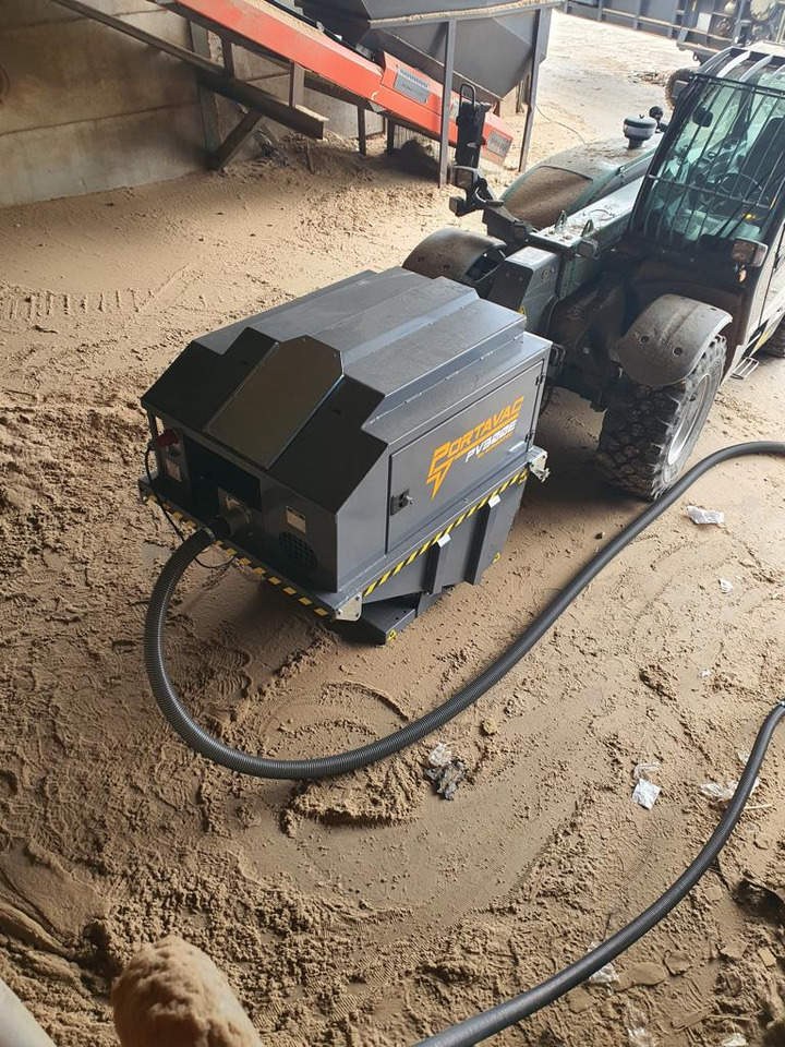 Portavac - PV300E - مكنسة كهربائية صناعية: صورة 1 Portavac - PV300E - مكنسة كهربائية صناعية: صورة 1