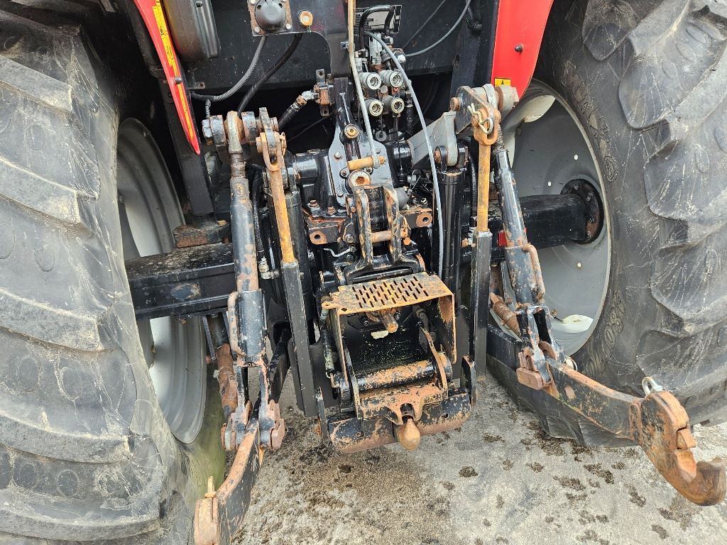 MF 5445 Manual Shuttle - جرار: صورة 4 MF 5445 Manual Shuttle - جرار: صورة 4