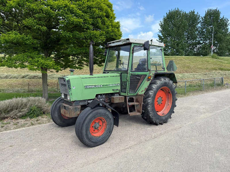 Fendt FARMER 306 LS 4X2 - جرار: صورة 1 Fendt FARMER 306 LS 4X2 - جرار: صورة 1