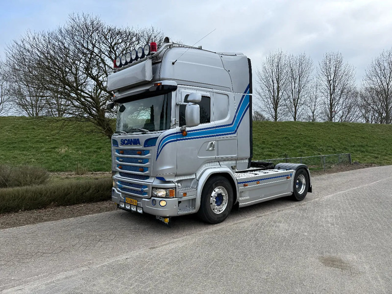Scania R520 4X2-Retarder-EUR6- 2xTank NL Truck - وحدة جر: صورة 1 Scania R520 4X2-Retarder-EUR6- 2xTank NL Truck - وحدة جر: صورة 1