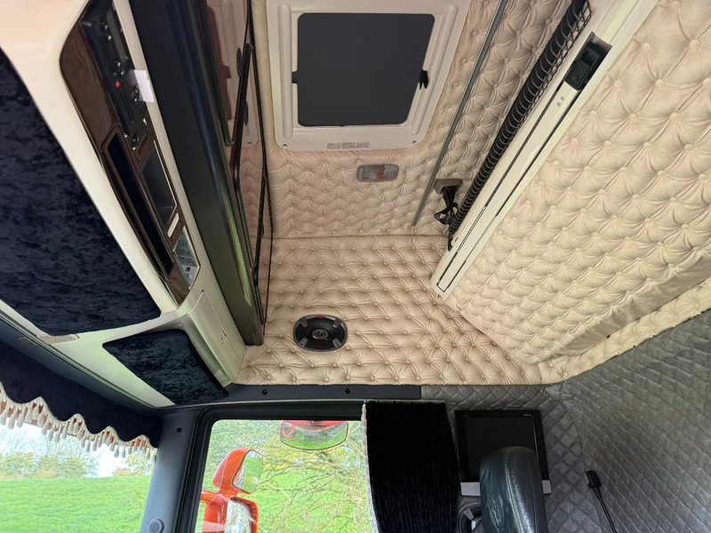 Scania R560 V8 Manual-Retarder-6x2 TOP NL TRUCK Scania R560 V8 Manual-Retarder-6x2 TOP NL TRUCK: صورة 11