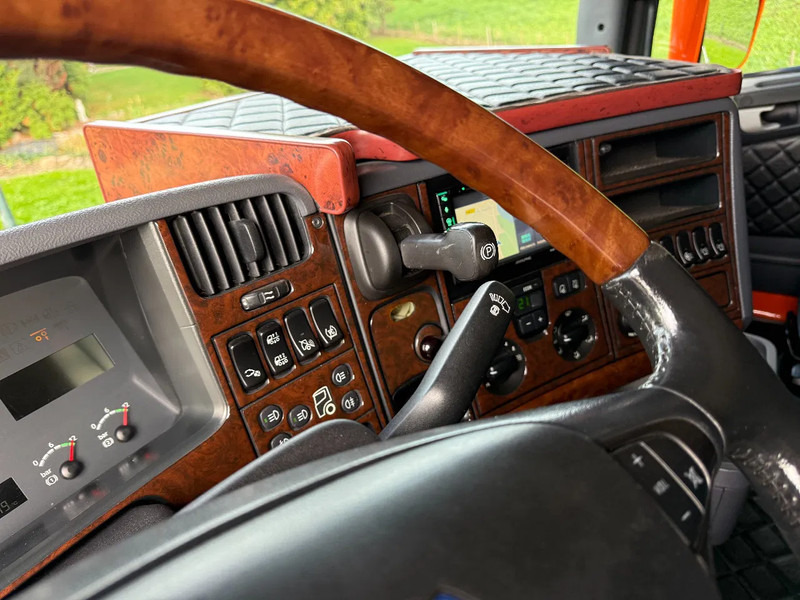Scania R560 V8 Manual-Retarder-6x2 TOP NL TRUCK Scania R560 V8 Manual-Retarder-6x2 TOP NL TRUCK: صورة 13