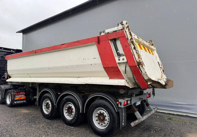 Carnehl3-aks Siirtoteli kippikärry - قلابة نصف مقطورة نصف مقطورة قلابة: صورة 3 Carnehl3-aks Siirtoteli kippikärry - قلابة نصف مقطورة نصف مقطورة قلابة: صورة 3