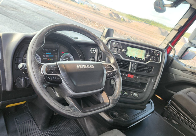 Iveco S-Way 6x2 LNG / LBG Iveco S-Way 6x2 LNG / LBG: صورة 19