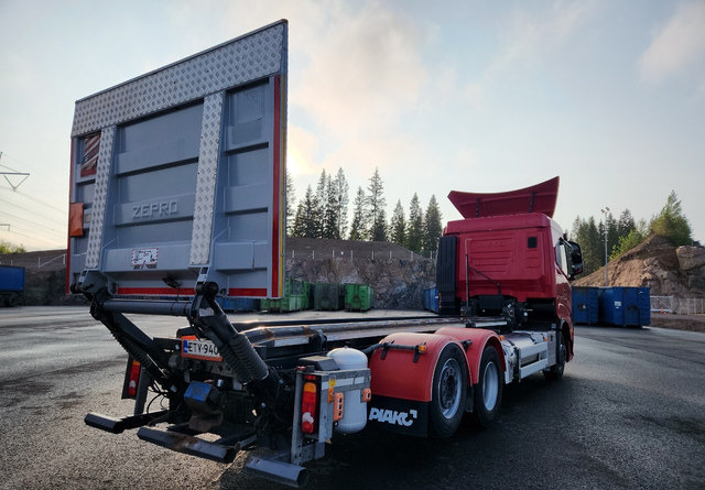 Iveco S-Way 6x2 LNG / LBG - شاحنة هيكل كابينة: صورة 4 Iveco S-Way 6x2 LNG / LBG - شاحنة هيكل كابينة: صورة 4