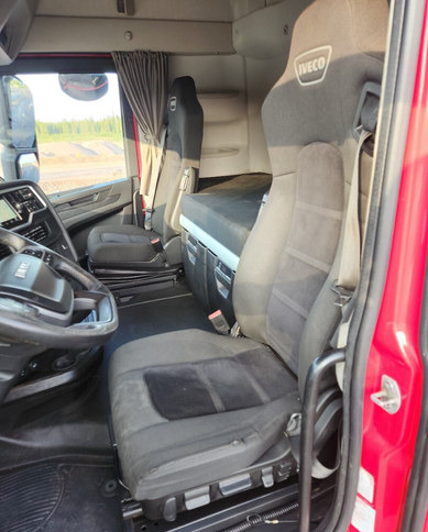Iveco S-Way 6x2 LNG / LBG Iveco S-Way 6x2 LNG / LBG: صورة 18
