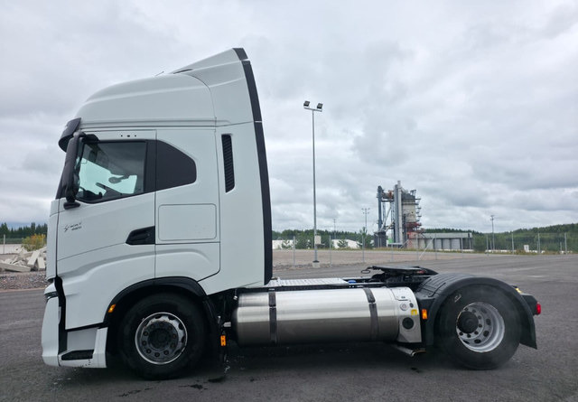 IvecoS-Way 460 4x2 LNG / LBG - وحدة جر: صورة 2 IvecoS-Way 460 4x2 LNG / LBG - وحدة جر: صورة 2