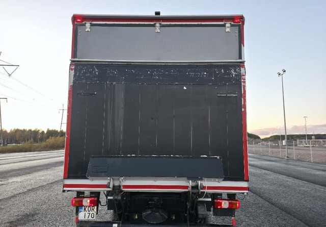 Mercedes-BenzAtego 4x2 Special - آليات: صورة 4 Mercedes-BenzAtego 4x2 Special - آليات: صورة 4