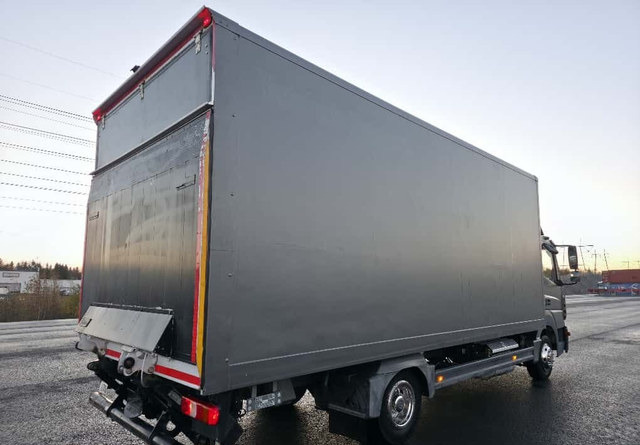 Mercedes-BenzAtego 4x2 Special - آليات: صورة 5 Mercedes-BenzAtego 4x2 Special - آليات: صورة 5