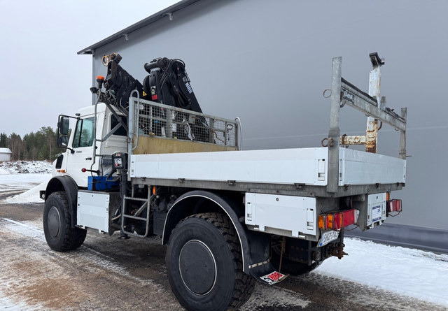 Mercedes-BenzUnimog U5000 + Hiab 099 E-4 - آليات: صورة 3 Mercedes-BenzUnimog U5000 + Hiab 099 E-4 - آليات: صورة 3