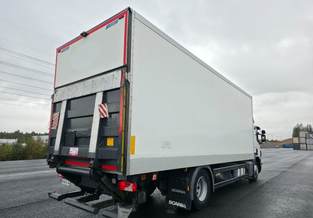 ScaniaP250 4x2 Kylkiaukeava - شاحنة مقفلة: صورة 4 ScaniaP250 4x2 Kylkiaukeava - شاحنة مقفلة: صورة 4