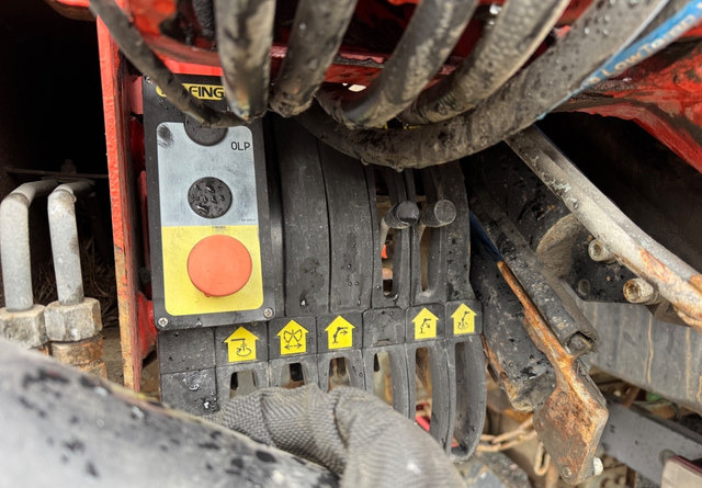 ScaniaScania 144G 6x2 ScaniaScania 144G 6x2: صورة 20