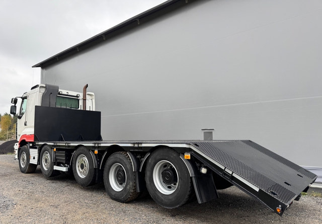 SisuR500 10x4 - شاحنات مسطحة: صورة 3 SisuR500 10x4 - شاحنات مسطحة: صورة 3