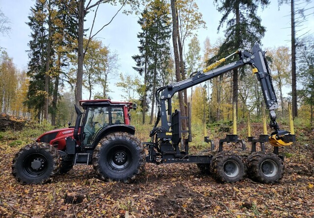 ValtraN123 + Kronos 140 4WDM + Cranab FC8 - جرَّار أعمال الحراجة, مقطورة الغابات: صورة 2 ValtraN123 + Kronos 140 4WDM + Cranab FC8 - جرَّار أعمال الحراجة, مقطورة الغابات: صورة 2