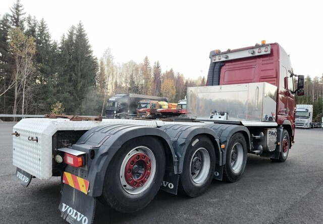 Volvo FH16 600 8x4 - وحدة جر: صورة 4 Volvo FH16 600 8x4 - وحدة جر: صورة 4