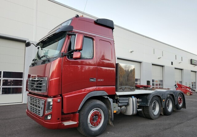 Volvo FH16 600 8x4 - وحدة جر: صورة 1 Volvo FH16 600 8x4 - وحدة جر: صورة 1
