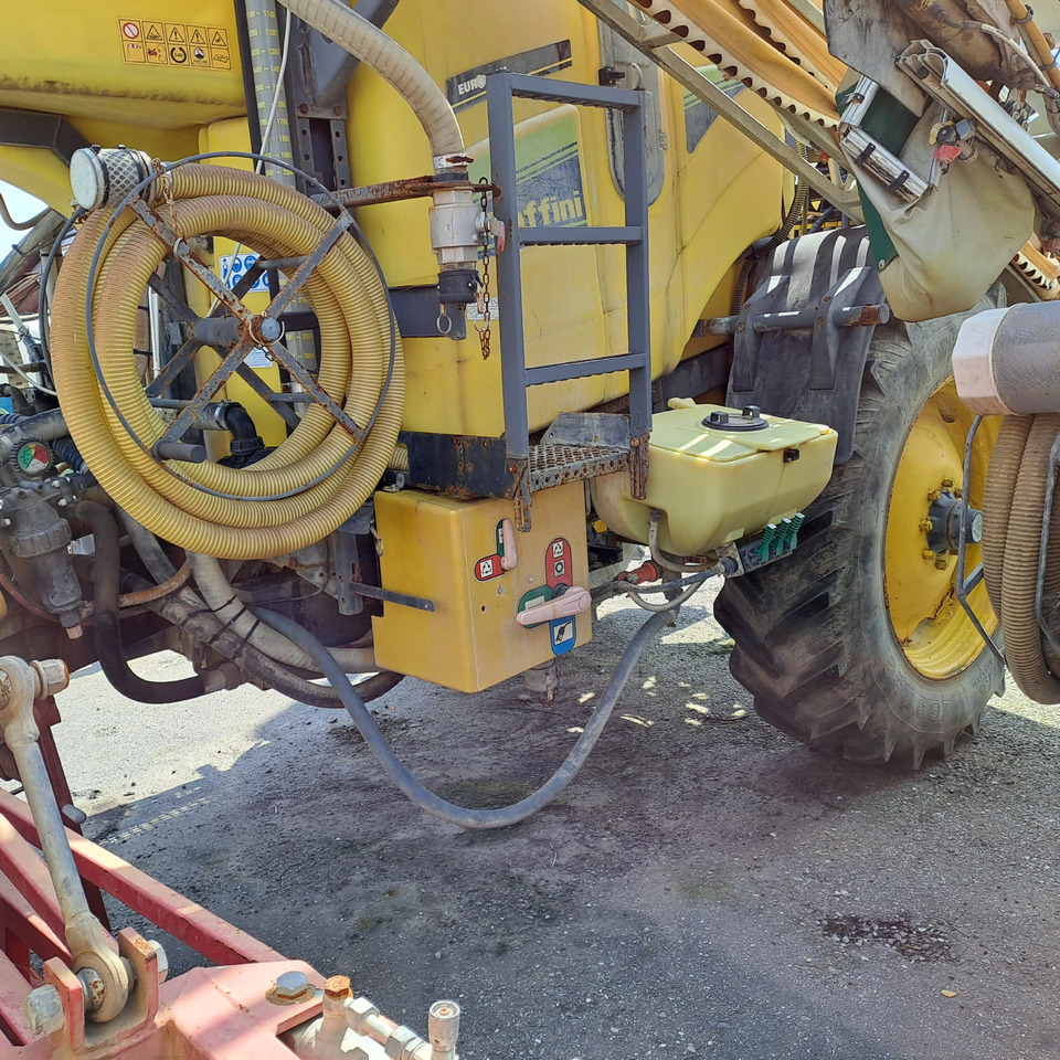 CAFFINI EUROTECH 3200L - بخاخ مقطورة: صورة 5 CAFFINI EUROTECH 3200L - بخاخ مقطورة: صورة 5