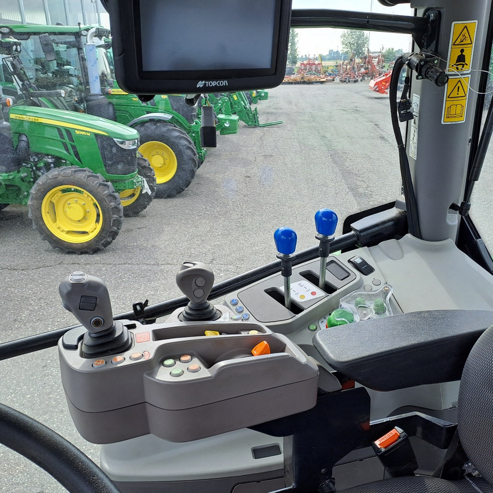 جرار DEUTZ-FAHR 6135 CRV SHIFT: صورة 10 جرار DEUTZ-FAHR 6135 CRV SHIFT: صورة 10