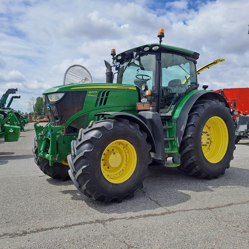 JOHN DEERE 6210R - جرار: صورة 1 JOHN DEERE 6210R - جرار: صورة 1