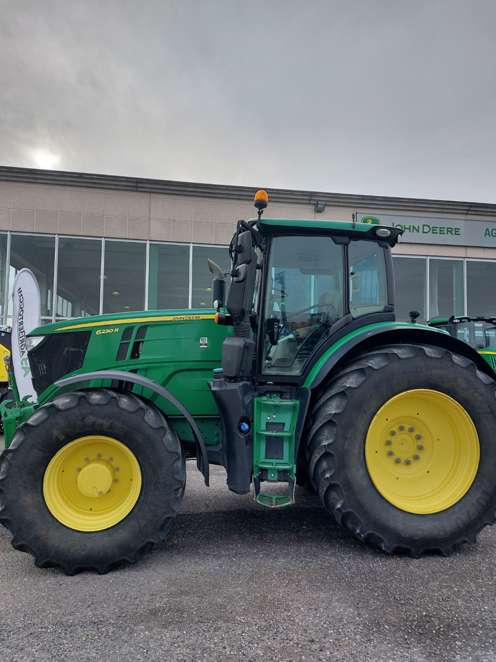 JOHN DEERE 6230R - جرار: صورة 3 JOHN DEERE 6230R - جرار: صورة 3
