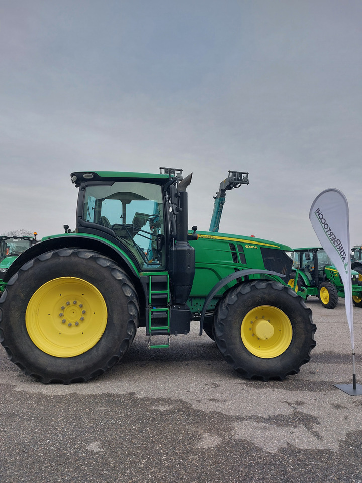 JOHN DEERE 6230R - جرار: صورة 2 JOHN DEERE 6230R - جرار: صورة 2