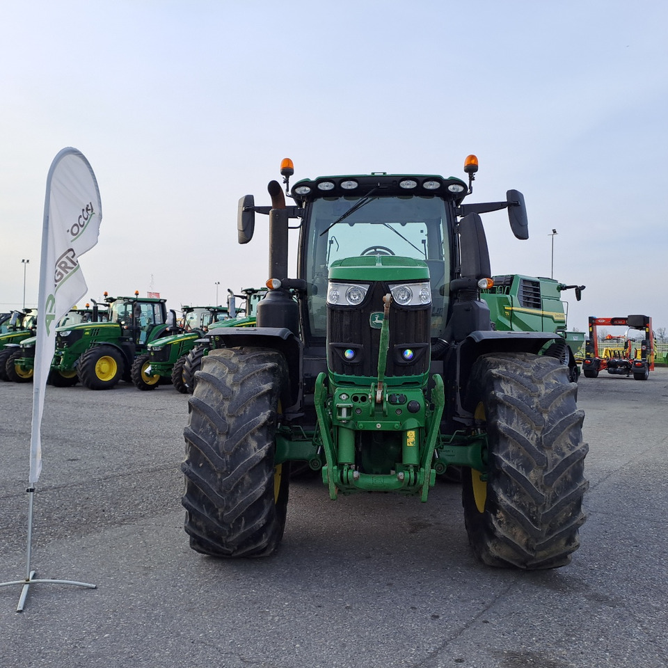 JOHN DEERE 6250R PREMIUM EDITION - جرار: صورة 2 JOHN DEERE 6250R PREMIUM EDITION - جرار: صورة 2