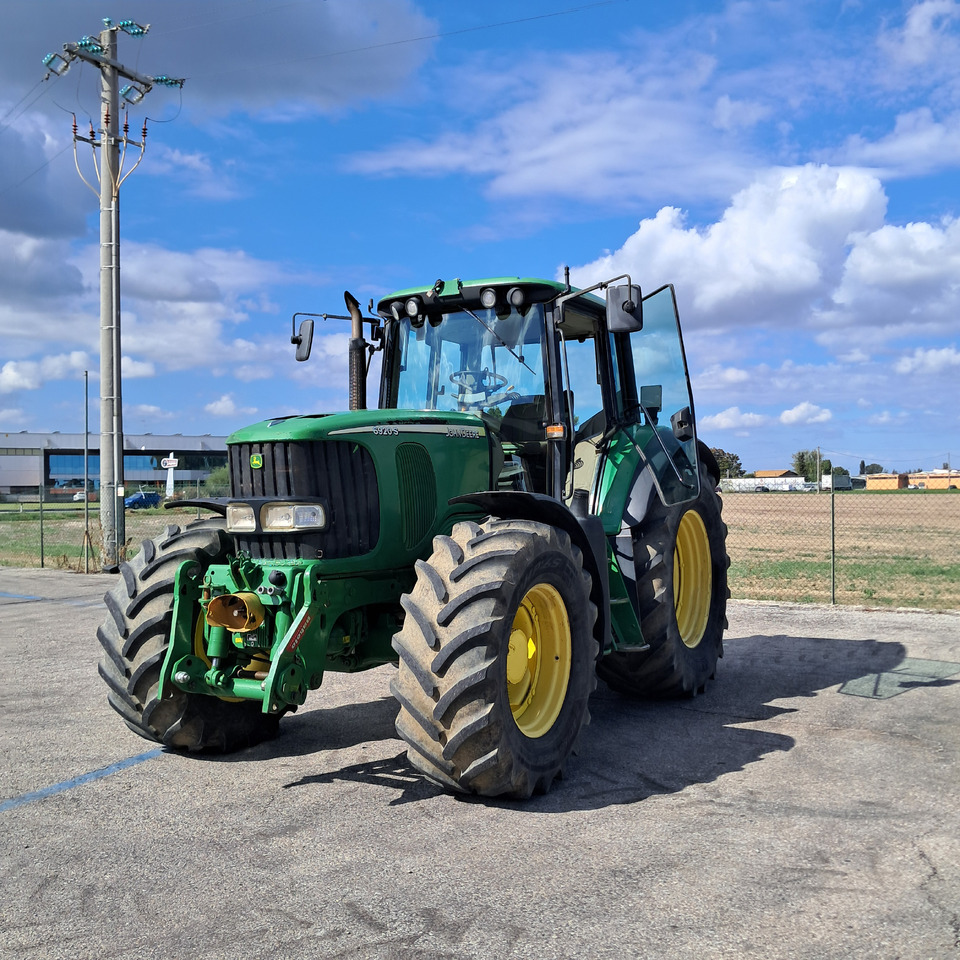 JOHN DEERE 6920S - جرار: صورة 1 JOHN DEERE 6920S - جرار: صورة 1