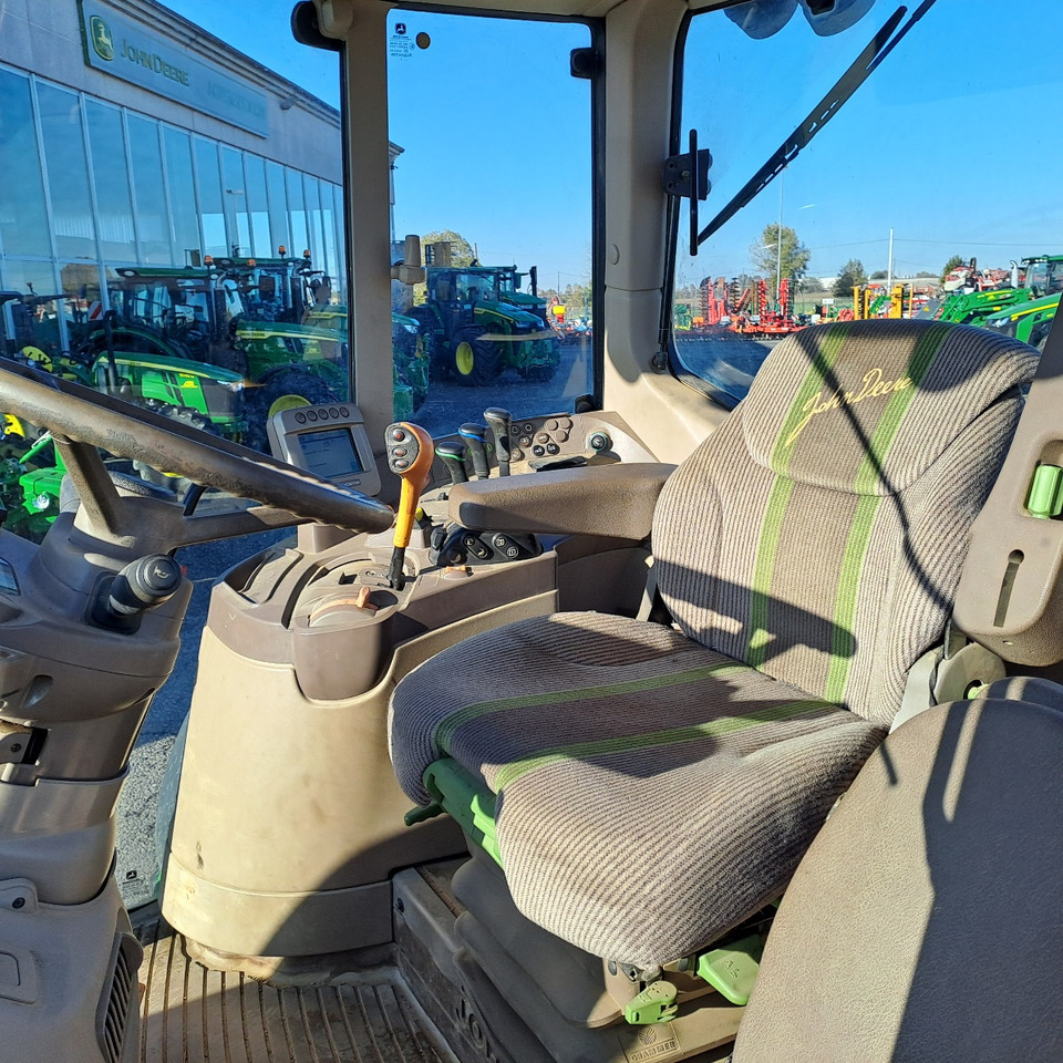 جرار JOHN DEERE 7530 PREMIUM: صورة 12 جرار JOHN DEERE 7530 PREMIUM: صورة 12