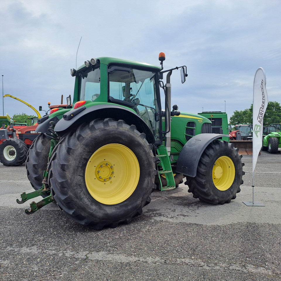 JOHN DEERE 7530 PREMIUM - جرار: صورة 2 JOHN DEERE 7530 PREMIUM - جرار: صورة 2