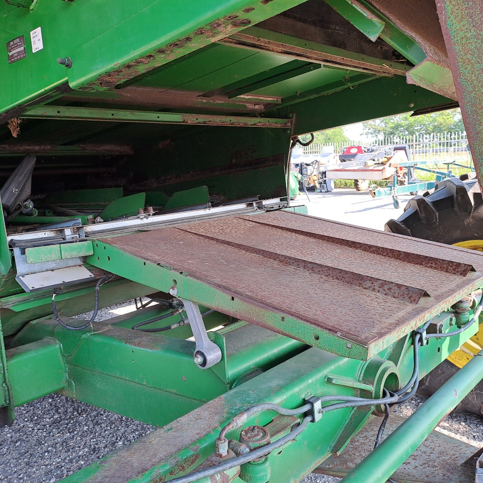 حصادة موحَّدة MIETITREBBIA JOHN DEERE CTS: صورة 6