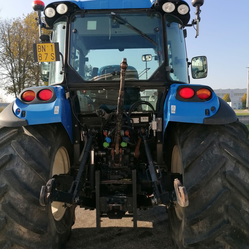 NEW HOLLAND T4.105 - جرار: صورة 3 NEW HOLLAND T4.105 - جرار: صورة 3