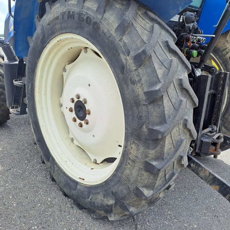 NEW HOLLAND T4.95 - جرار: صورة 5 NEW HOLLAND T4.95 - جرار: صورة 5