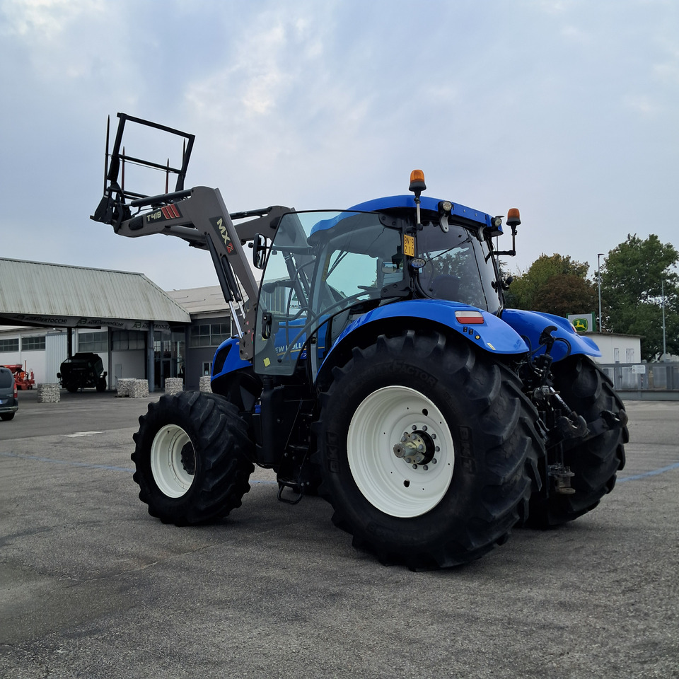 NEW HOLLAND T7 270 - جرار: صورة 3 NEW HOLLAND T7 270 - جرار: صورة 3