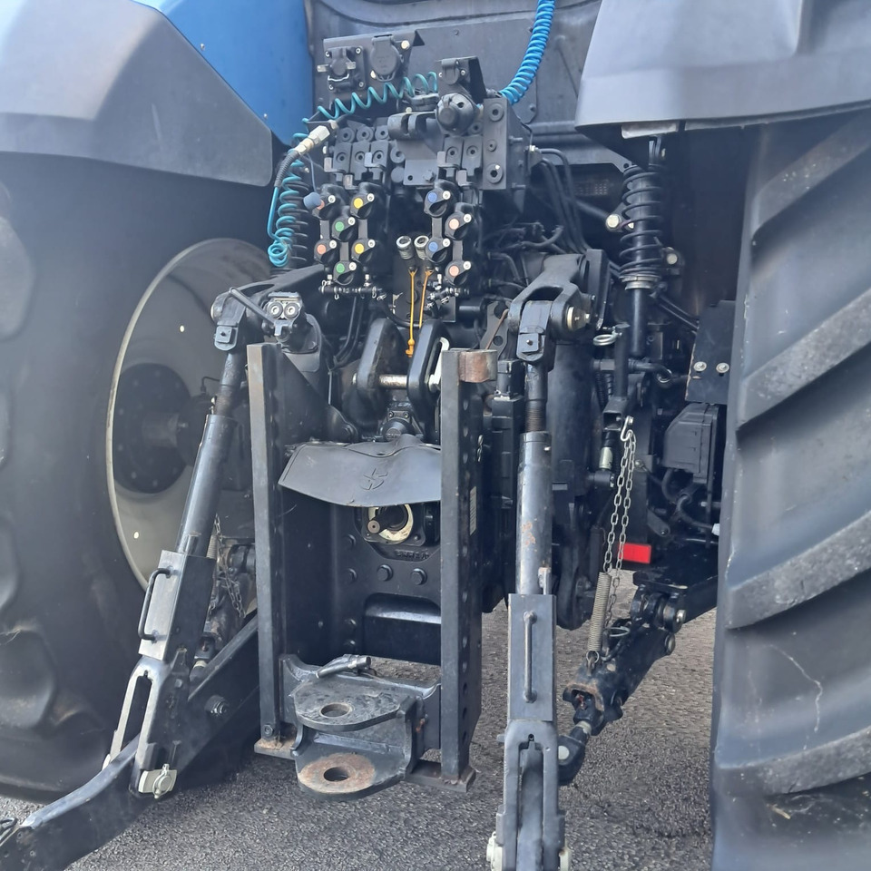 NEW HOLLAND T7 HD - جرار: صورة 5 NEW HOLLAND T7 HD - جرار: صورة 5