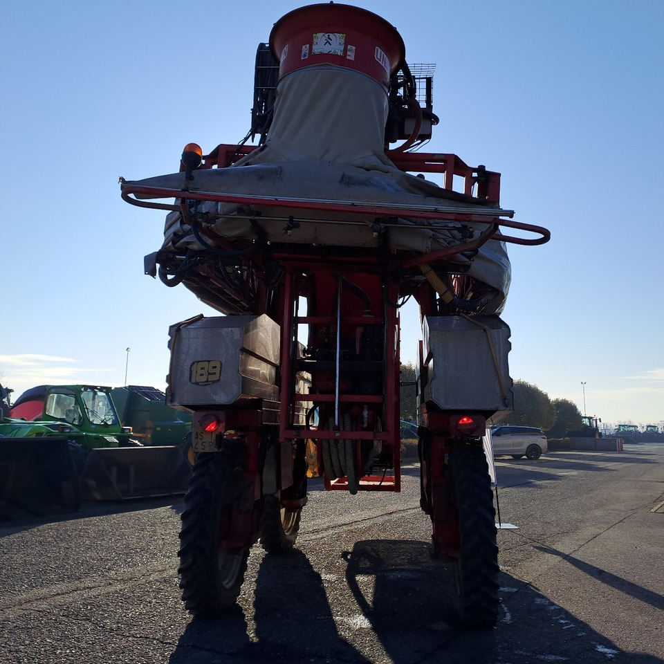 POLVERIZZATORE SEMOVENTE FINOTTO E170 3000 - بخاخ ذاتية الدفع: صورة 4 POLVERIZZATORE SEMOVENTE FINOTTO E170 3000 - بخاخ ذاتية الدفع: صورة 4