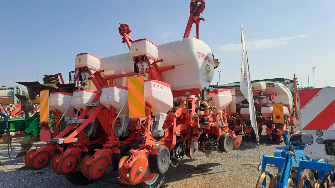 SEMINATRICE DI PRECISIONE GASPARDO RENATA 8 ROWS - آلة نثر البذور الدقيقة: صورة 5 SEMINATRICE DI PRECISIONE GASPARDO RENATA 8 ROWS - آلة نثر البذور الدقيقة: صورة 5