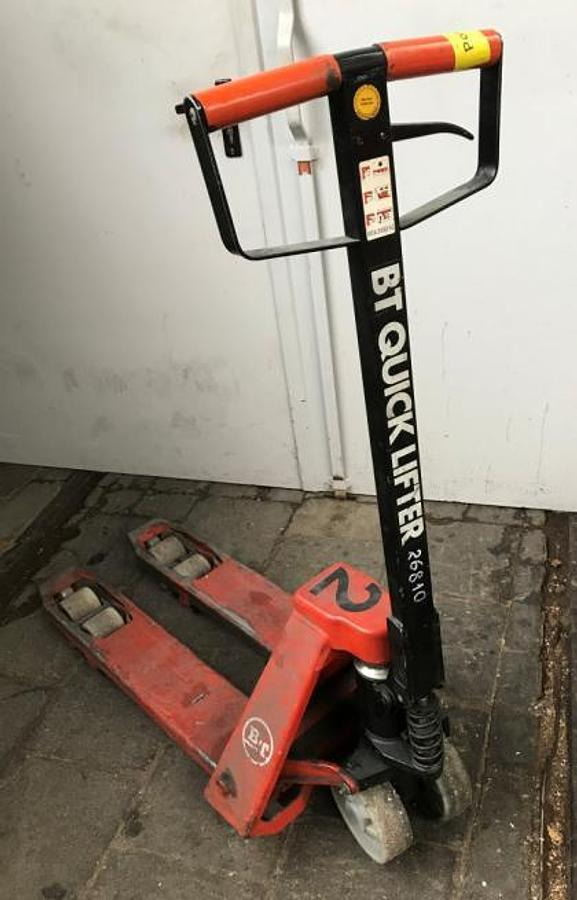 Palettenhubwagen BT QUICK LIFTER - شاحنة باليت: صورة 1 Palettenhubwagen BT QUICK LIFTER - شاحنة باليت: صورة 1