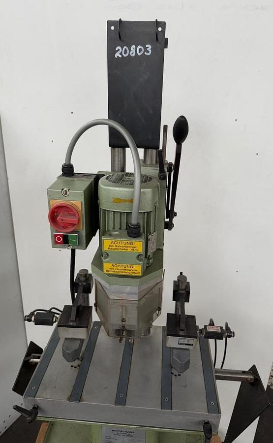 Türbänder-Bohrautomat SCHÜCO - دريل ثابت: صورة 2 Türbänder-Bohrautomat SCHÜCO - دريل ثابت: صورة 2