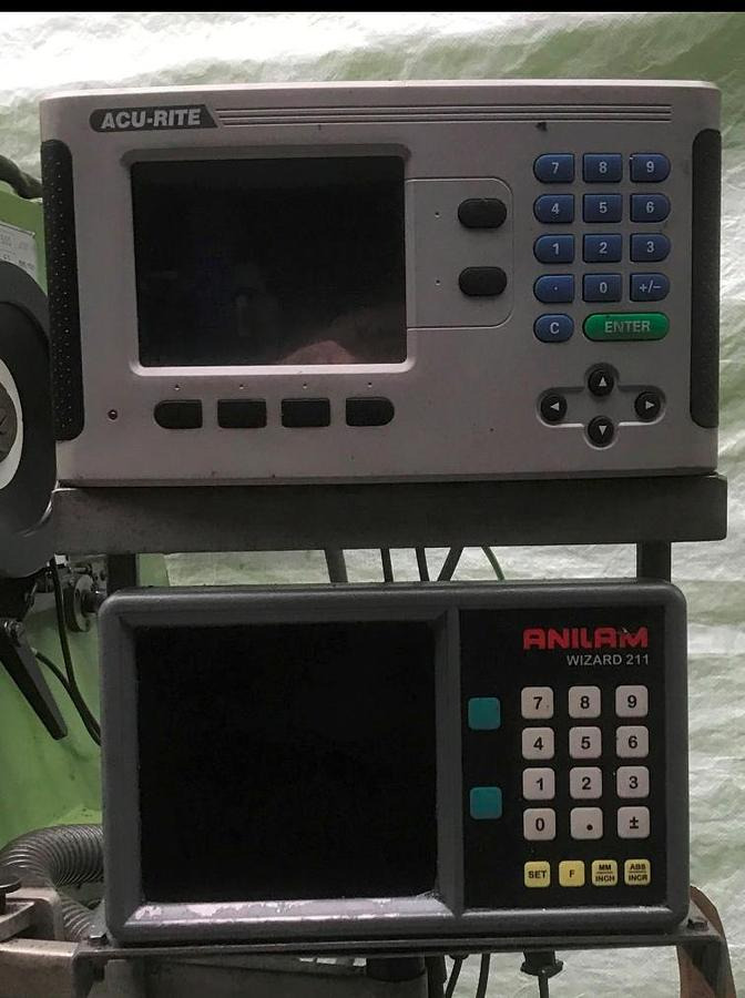 Universalfräsmaschine CORREA - آلة طحن المعادن: صورة 5 Universalfräsmaschine CORREA - آلة طحن المعادن: صورة 5