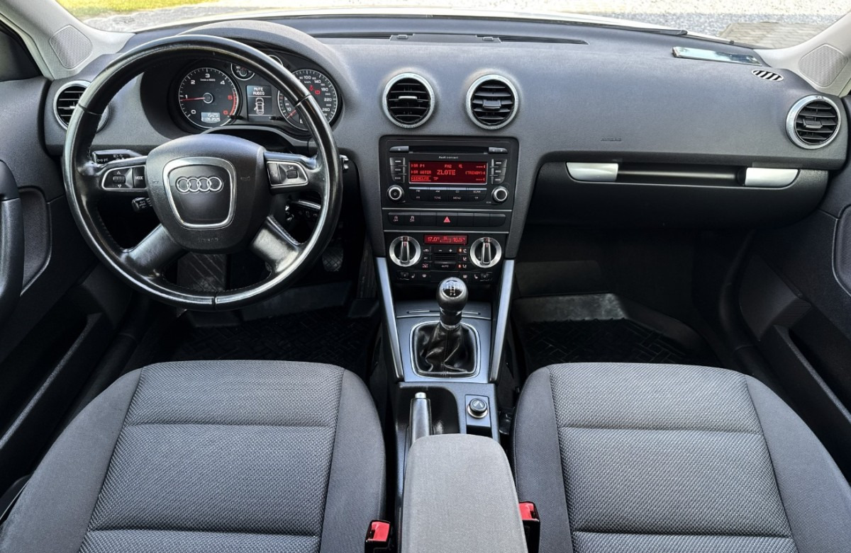 Audi A3 1.6 TDI 105KM Bezwypadkowy potwierdzony przebieg AUTO BARDZO ZADBANE - سيارة: صورة 5 Audi A3 1.6 TDI 105KM Bezwypadkowy potwierdzony przebieg AUTO BARDZO ZADBANE - سيارة: صورة 5