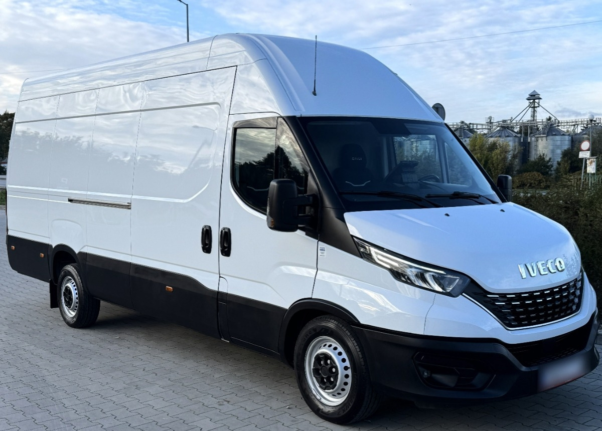 Iveco Daily L4H3 3.0 180KM Hi-matic LED KAMERA Bezwypadkowy Salon PL FV23 - فان: صورة 3 Iveco Daily L4H3 3.0 180KM Hi-matic LED KAMERA Bezwypadkowy Salon PL FV23 - فان: صورة 3
